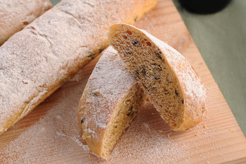 Malunggay Garlic Baguette