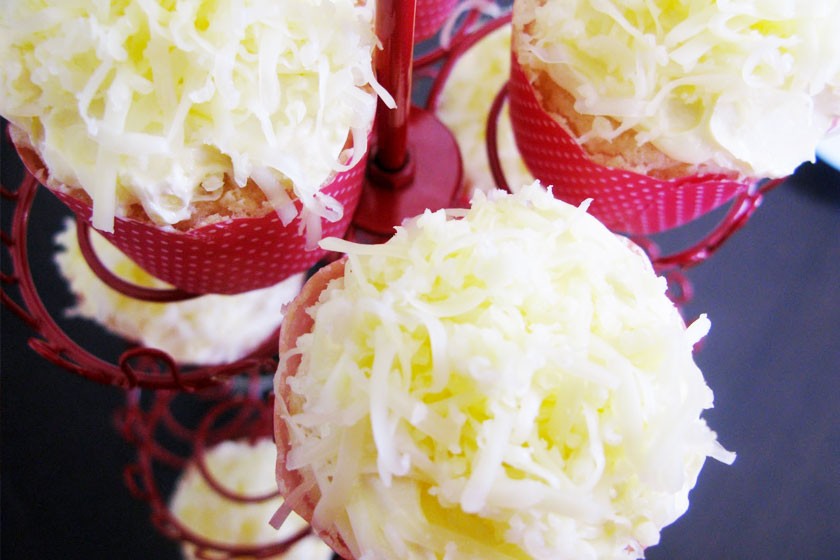 Quezo Chiffon Petite Cupcakes