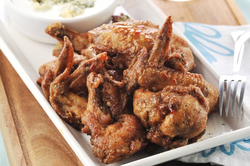 Chicken Buffalo with Blue Cheese Dip