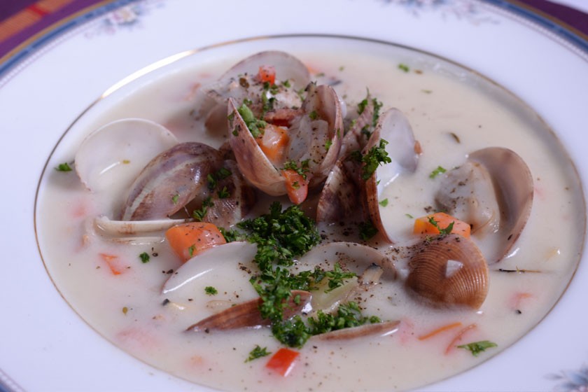 'Cuick' Clam Chowder