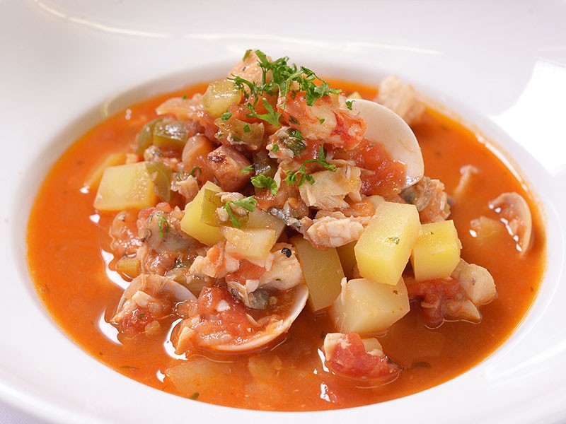 manhattan-seafood-chowder-maya-kitchen