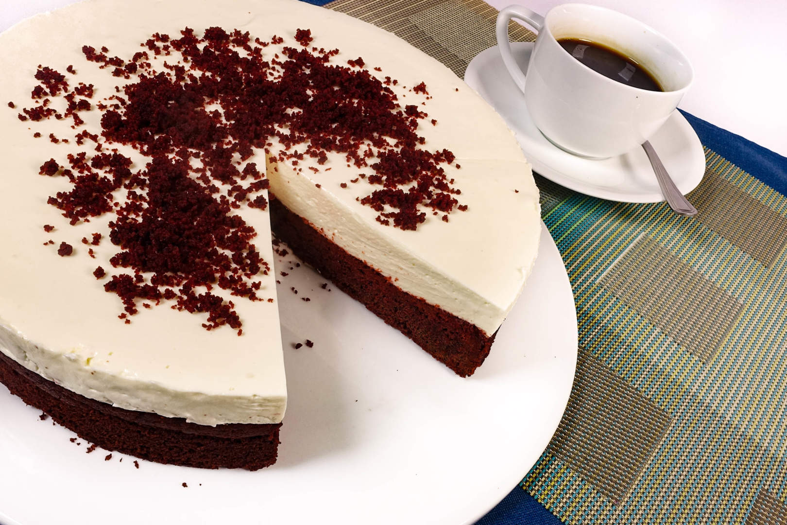 Red Velvet Cheesecake