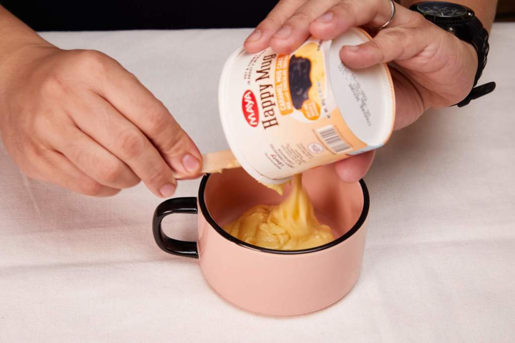 Cinnamon Roll Mugcake