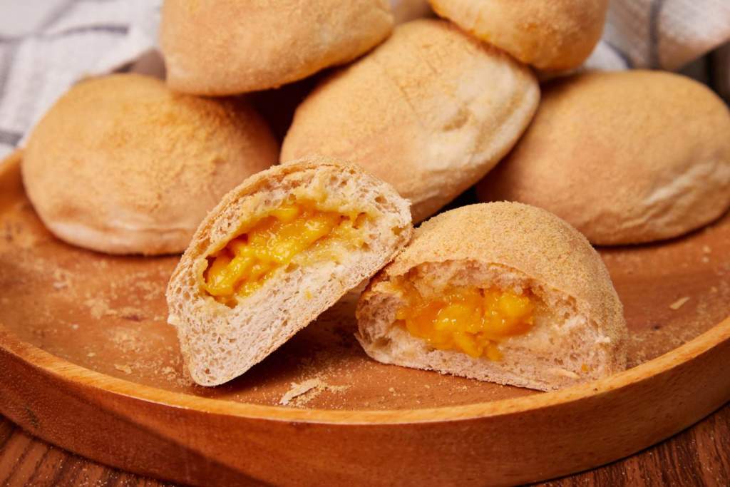 Mango Flavored Pandesal