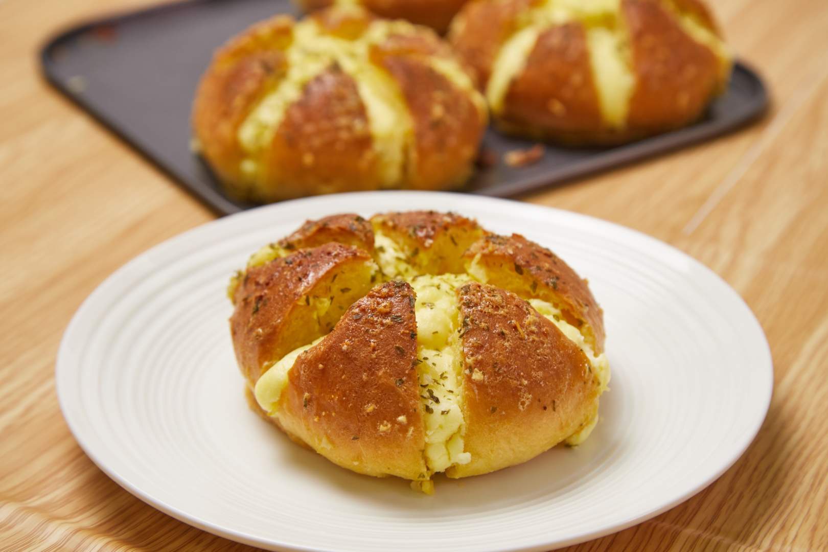 Butter Garlic Toasted Bread with Cream Cheese Filling