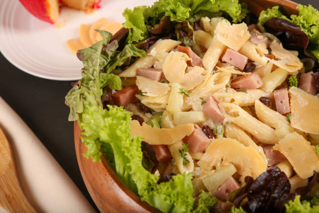 Jamon And Queso De Bola Penne Pasta Salad