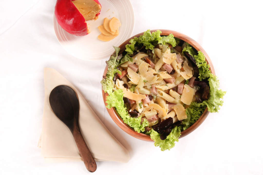 Jamon And Queso De Bola Penne Pasta Salad