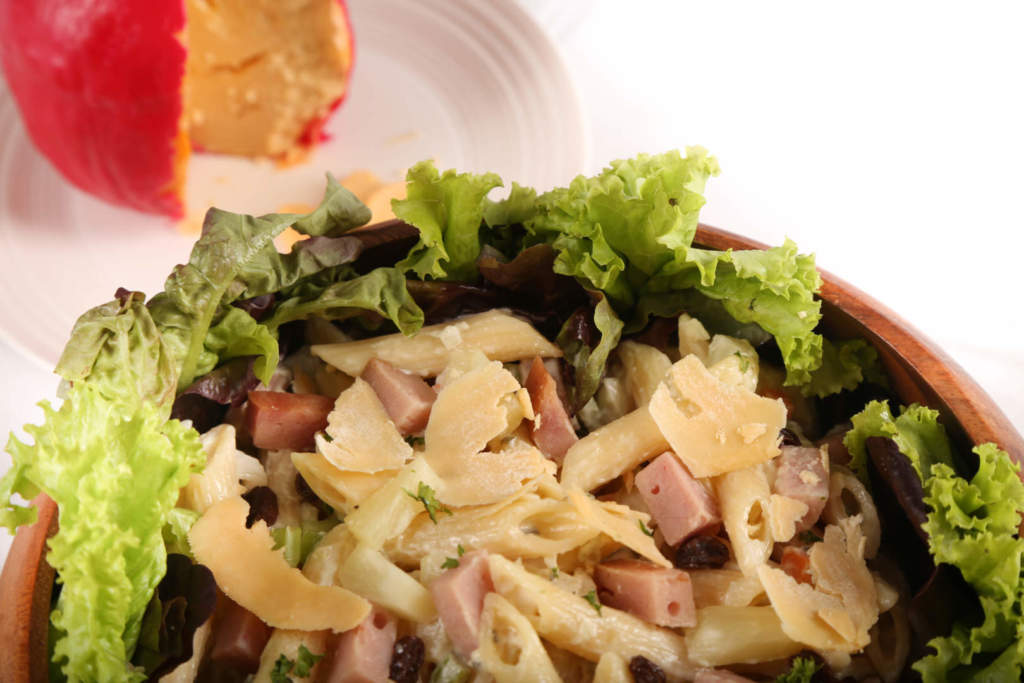 Jamon And Queso De Bola Penne Pasta Salad
