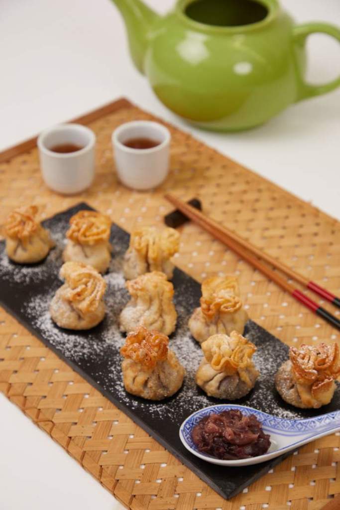 Sweet Red Bean Paste Fried Pouch Dumplings