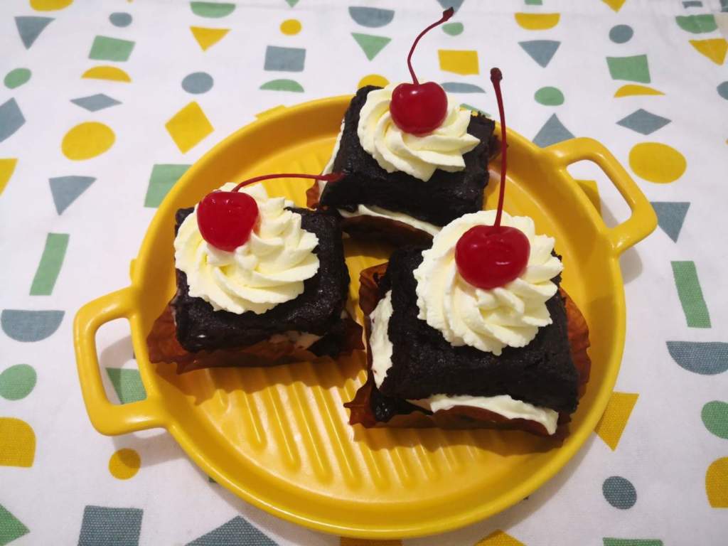 Black Forest Bars