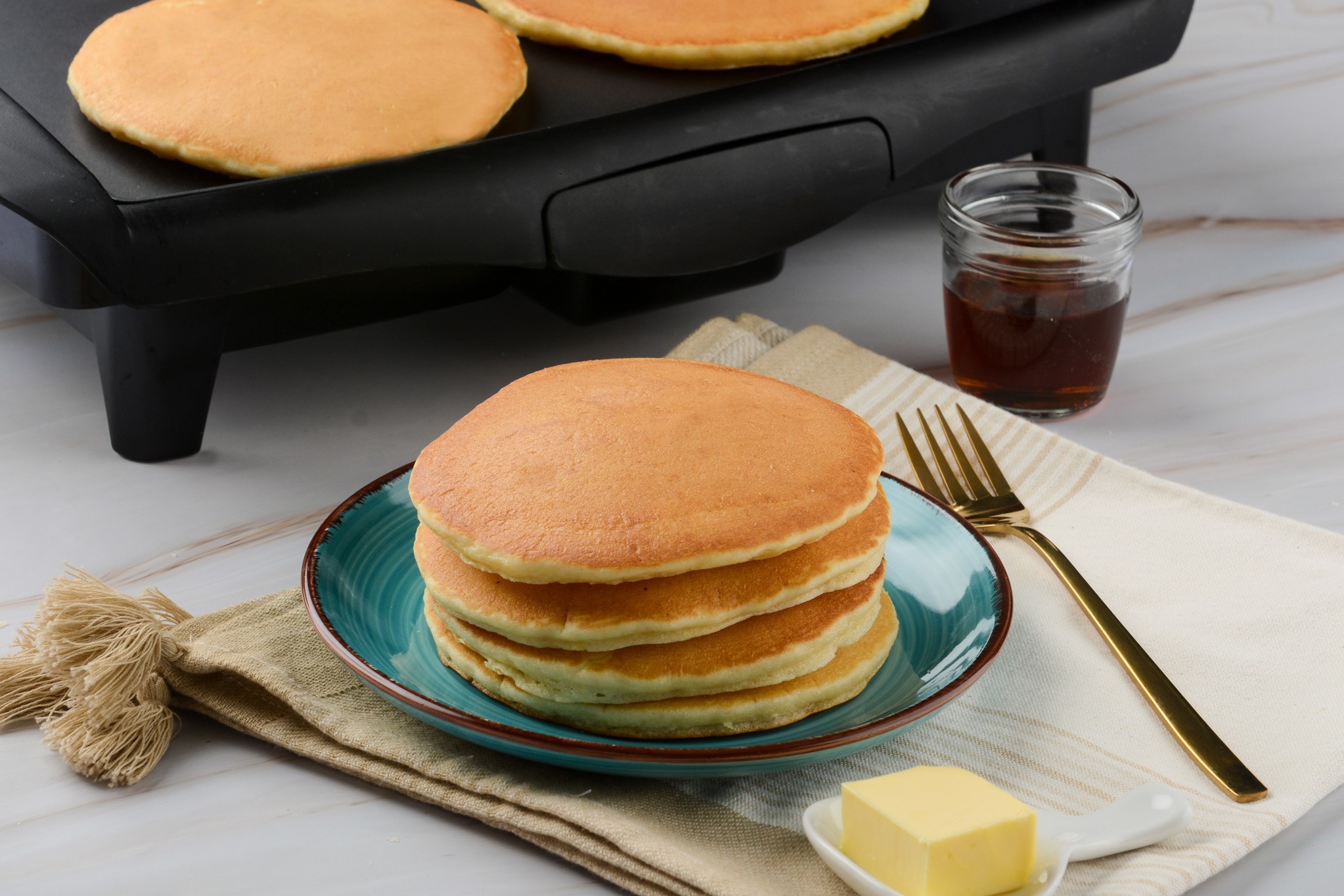 Griddle-Fluffy-Pancakes_1533